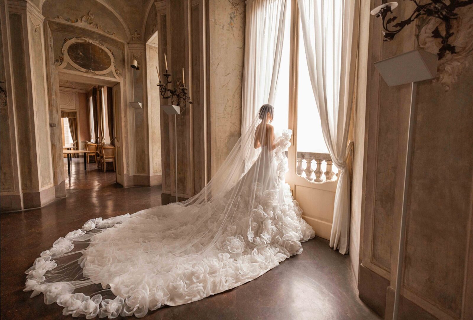 Dubai Wedding Dresses Online