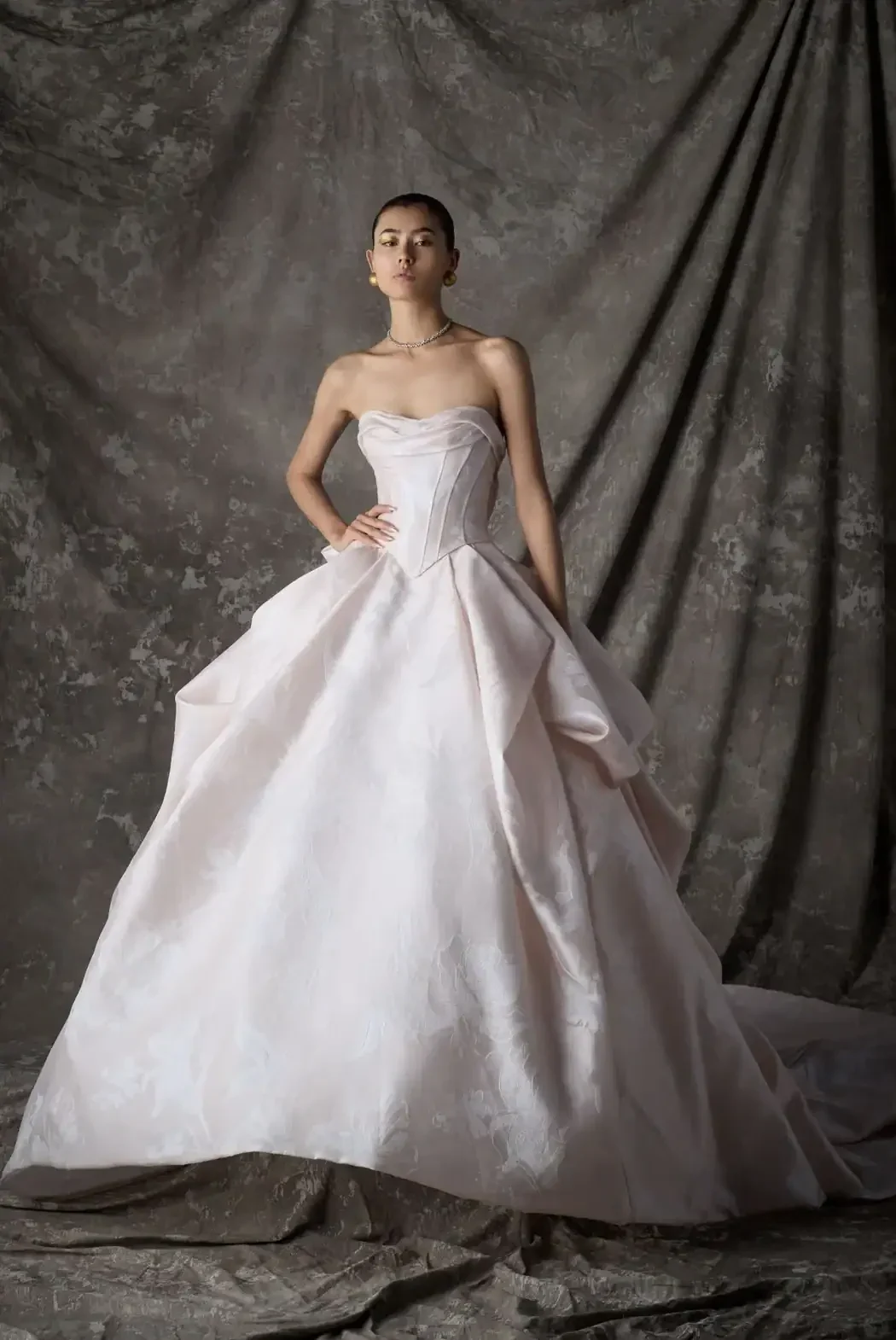 luxury dubai wedding dresses Customized Luxury Shiny Princess Wedding Dresses Dubai Arabic Long Sequined Sleeves Bridal Gowns